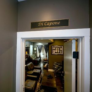 Deluxe Studio
